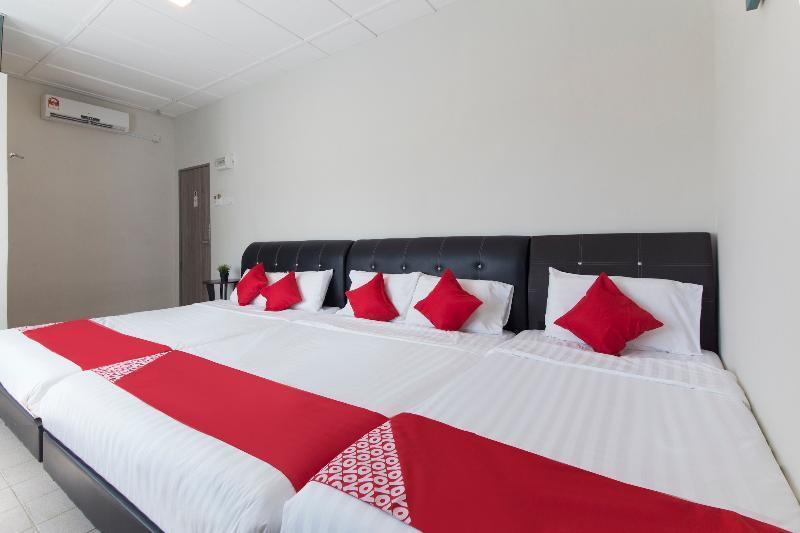 Oyo 702 D View Hotel Mersing Buitenkant foto