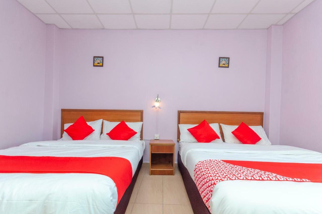 Oyo 702 D View Hotel Mersing Buitenkant foto