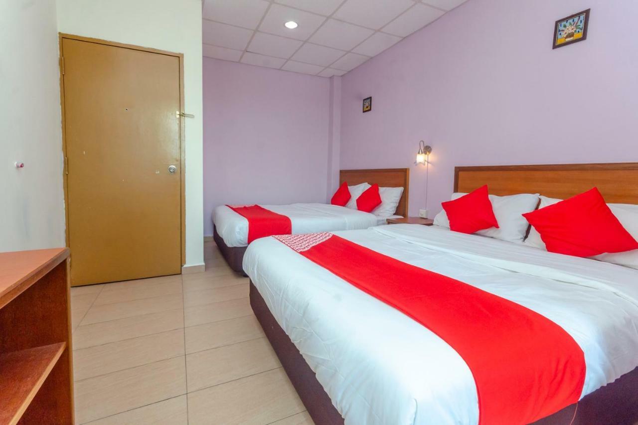 Oyo 702 D View Hotel Mersing Buitenkant foto