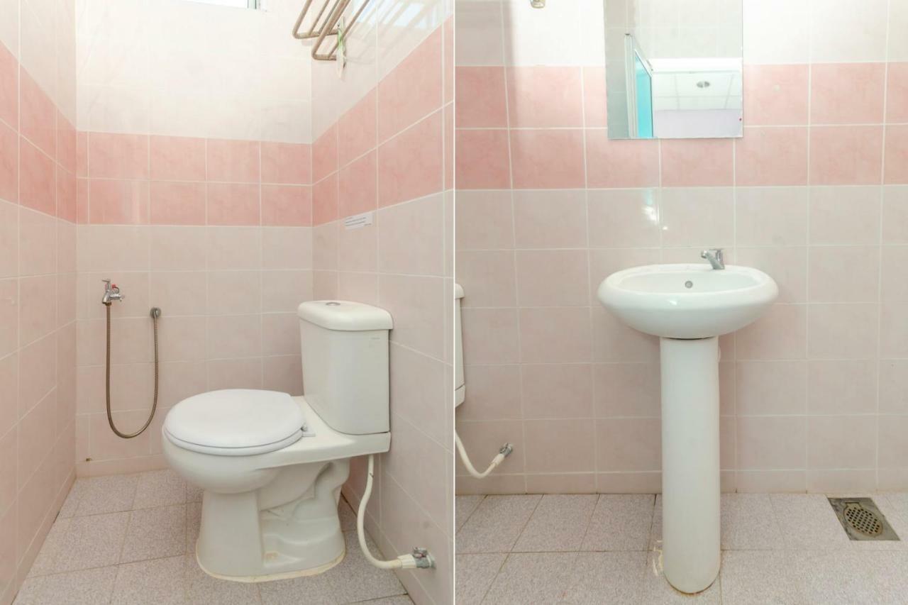 Oyo 702 D View Hotel Mersing Buitenkant foto