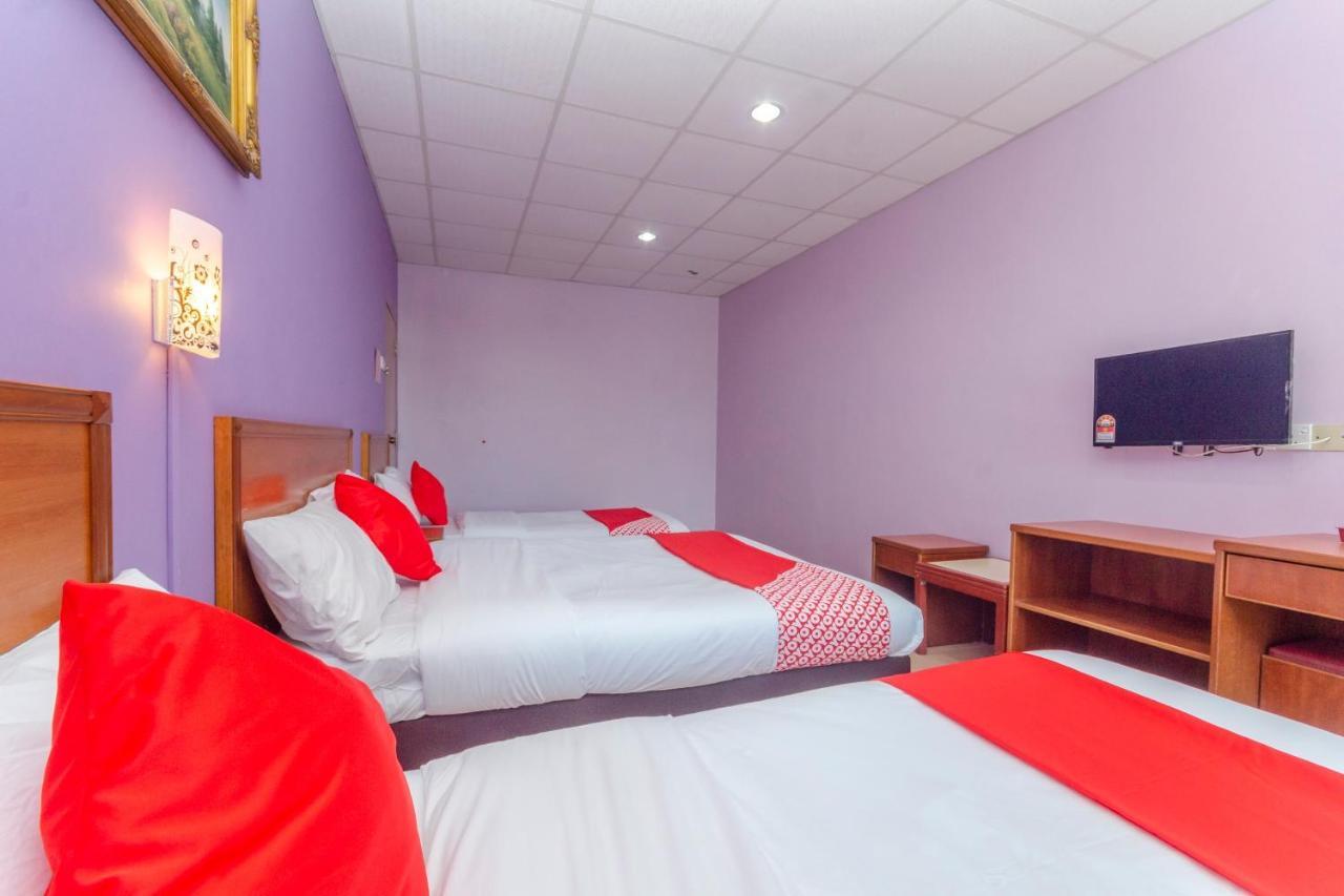 Oyo 702 D View Hotel Mersing Buitenkant foto