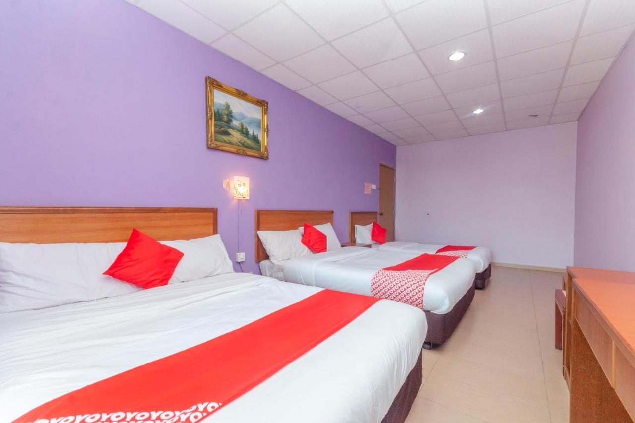 Oyo 702 D View Hotel Mersing Buitenkant foto